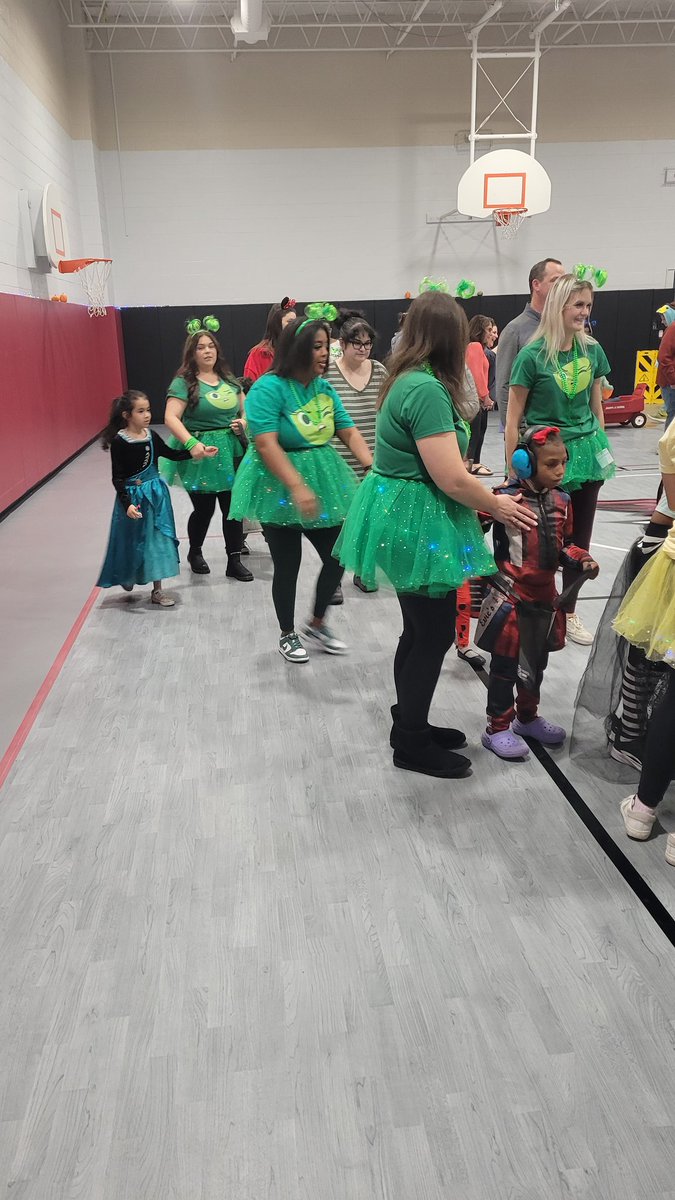 Amy Slobodecki tweet media