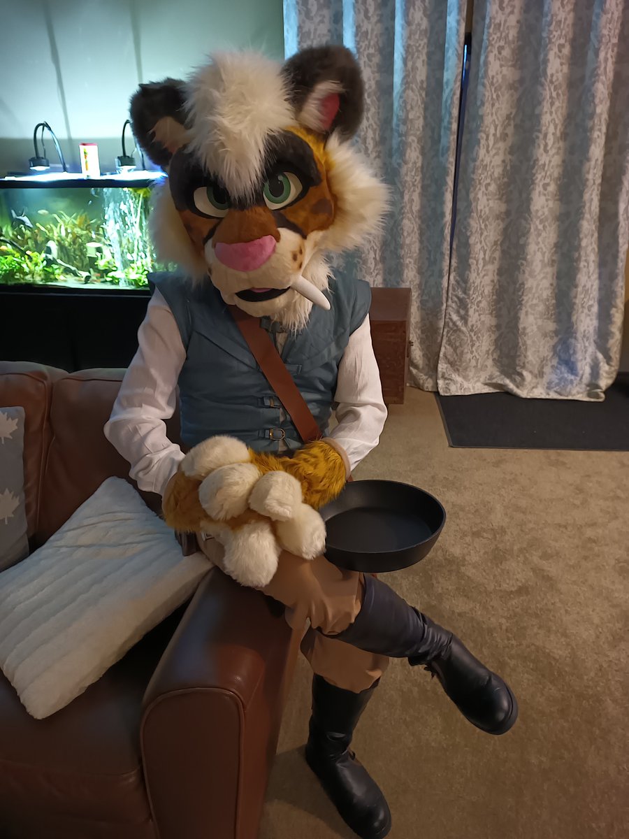 Lil' Hoof tweet media