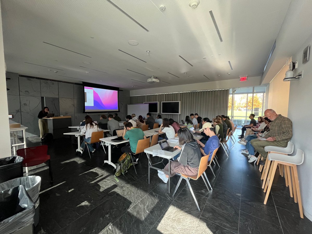 Weill Institute for Cell & Molecular Biology (@weillinstitute) on Twitter photo A full house for presentation on image analysis methods by Sarah Henretta <a href="/LammerdingLab/">Lammerding Lab</a>, recent winner of a Research Expertise Advancement Program award! A full house for presentation on image analysis methods by Sarah Henretta <a href="/LammerdingLab/">Lammerding Lab</a>, recent winner of a Research Expertise Advancement Program award!