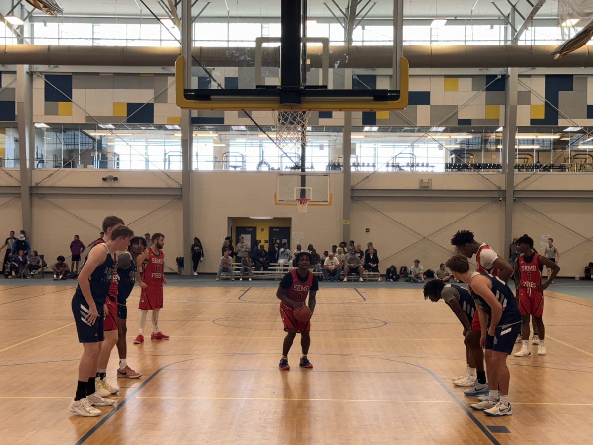 SEMO Prep Men’s Basketball (@semoprepmbb) on Twitter photo Congratulations to the player of the game this past weekend Dhani Flannigan averaging 22pts 3 assists and 3 rebs
<a href="/thisdhanii/">Dhani Flannigan 🥷🏿</a>
#CollegeBasketball #RecruitingSeason #BasketballRecruiting #NCAAHoops #BallIsLife #NextUp #BasketballProspect #HoopDreams #EliteBasketball Congratulations to the player of the game this past weekend Dhani Flannigan averaging 22pts 3 assists and 3 rebs
<a href="/thisdhanii/">Dhani Flannigan 🥷🏿</a>
#CollegeBasketball #RecruitingSeason #BasketballRecruiting #NCAAHoops #BallIsLife #NextUp #BasketballProspect #HoopDreams #EliteBasketball