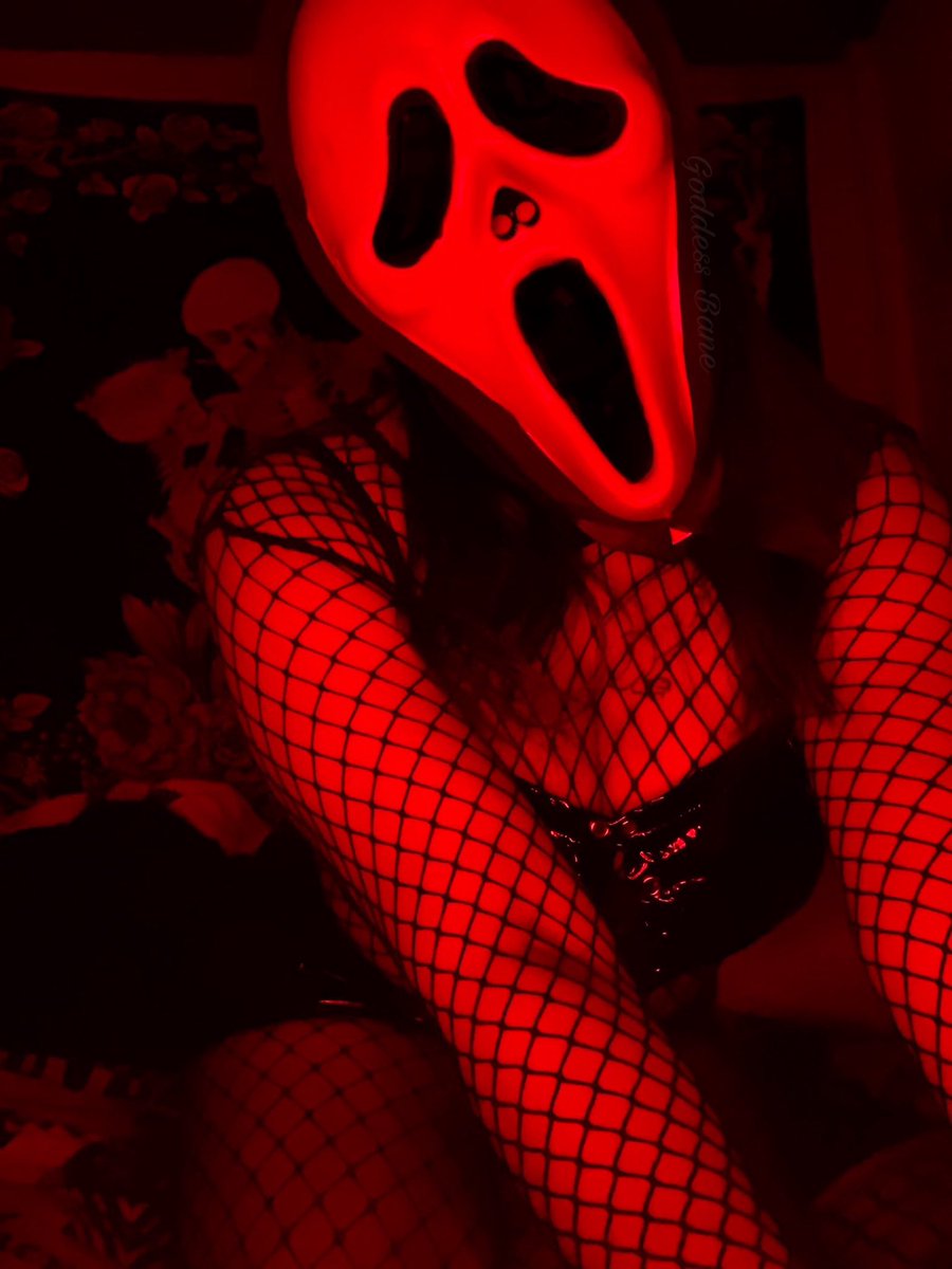 Happy Halloween-Scream Findom…
Fill my goodie bag full of treats or else 🖤🔪

Findom Femdom Tpe Paypig
