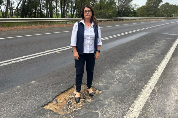 Potholes continue to cause problems in regional Victoria dlvr.it/TFxQN0 #Australia #AustraliaPolitics #RailNews #Roads