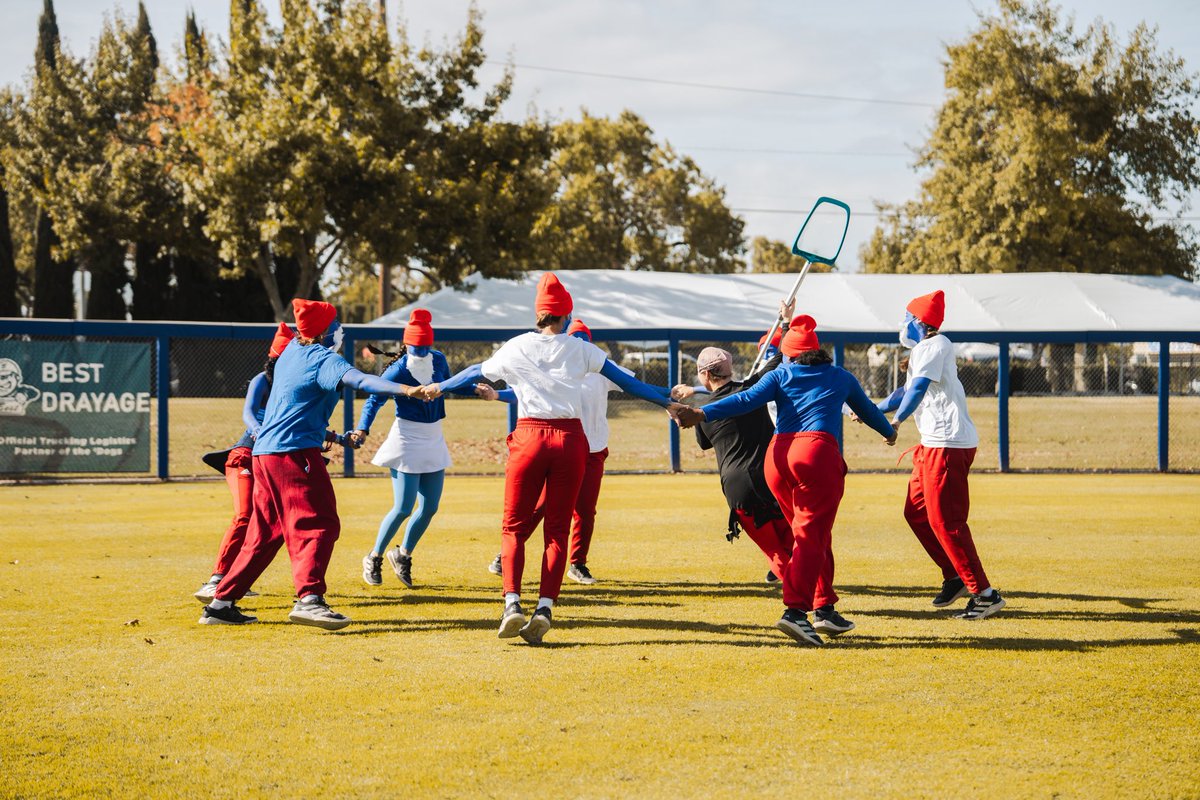 FresnoStateSB's tweet image. Smurfin’ around 💙