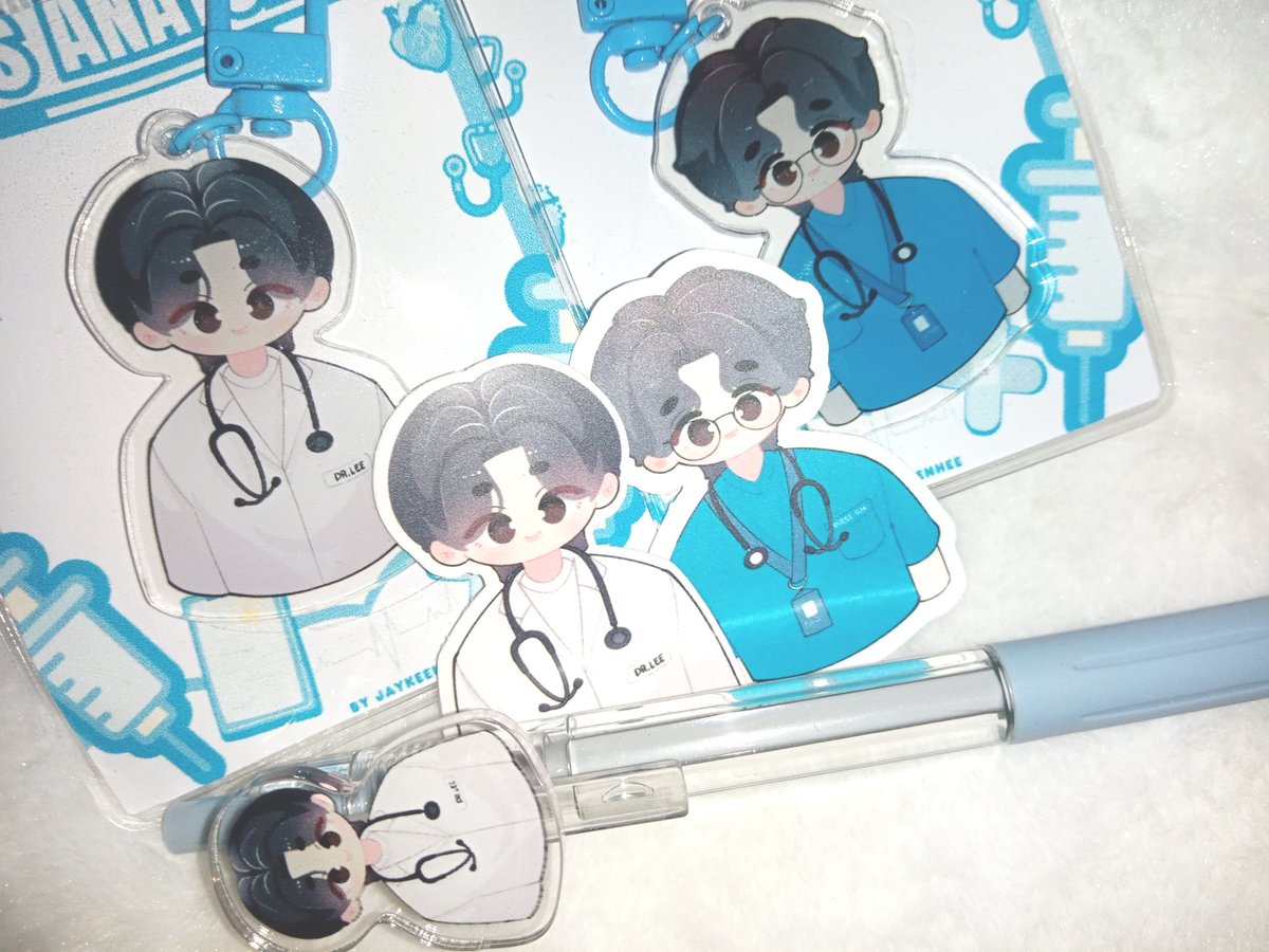 fatedheejake's tweet photo. omg Dr. Lee and Nurse Sim are here ! thank you so much for these and love the freebies too 🤍
#jaykeullectsfeedbacks https://t.co/lT3KysqeWu
