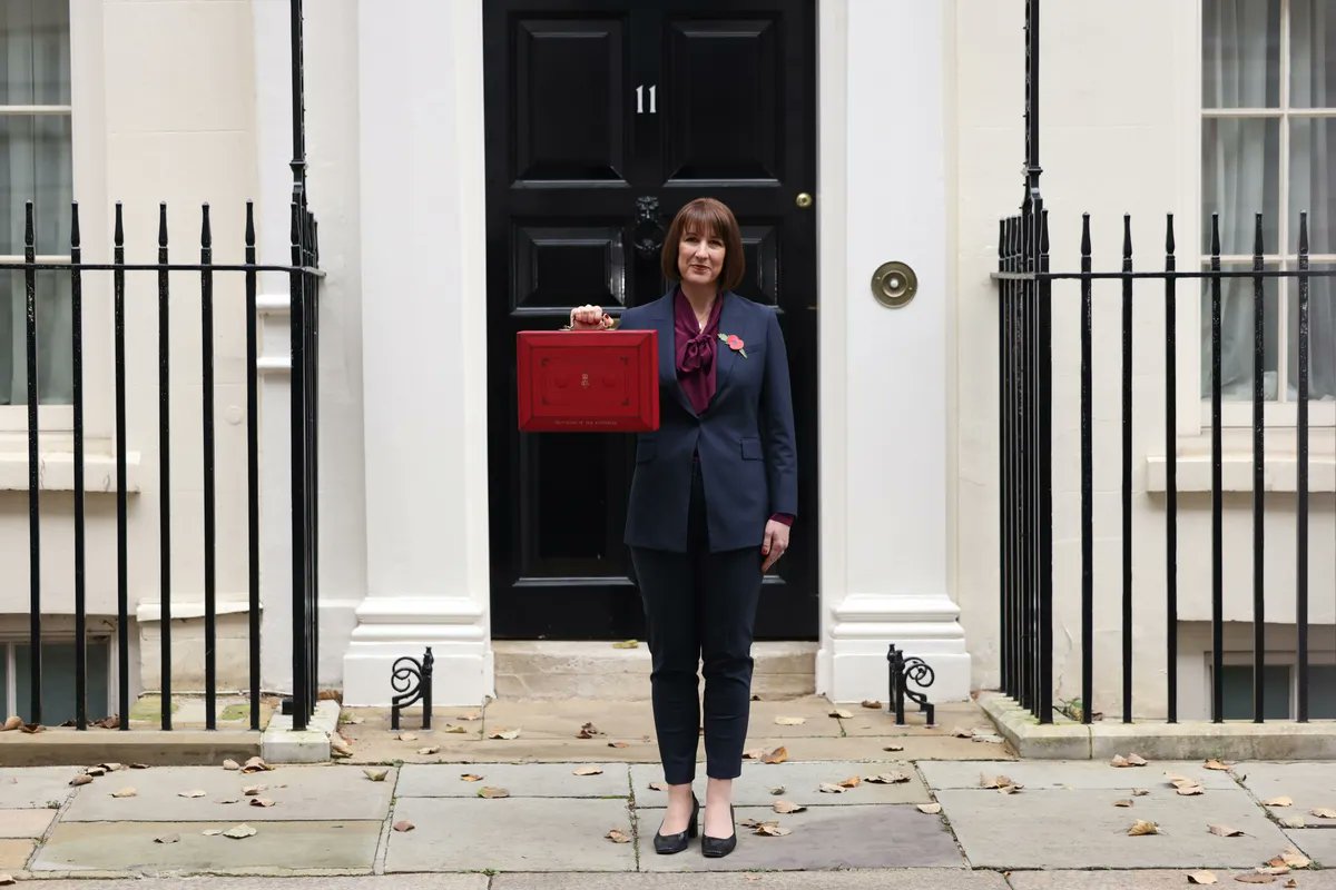 UK bosses signal tepid support for Reeves’ high-tax budget bloomberg.com/news/articles/… via <a href="/MeleyChloe/">Chloé Meley</a>