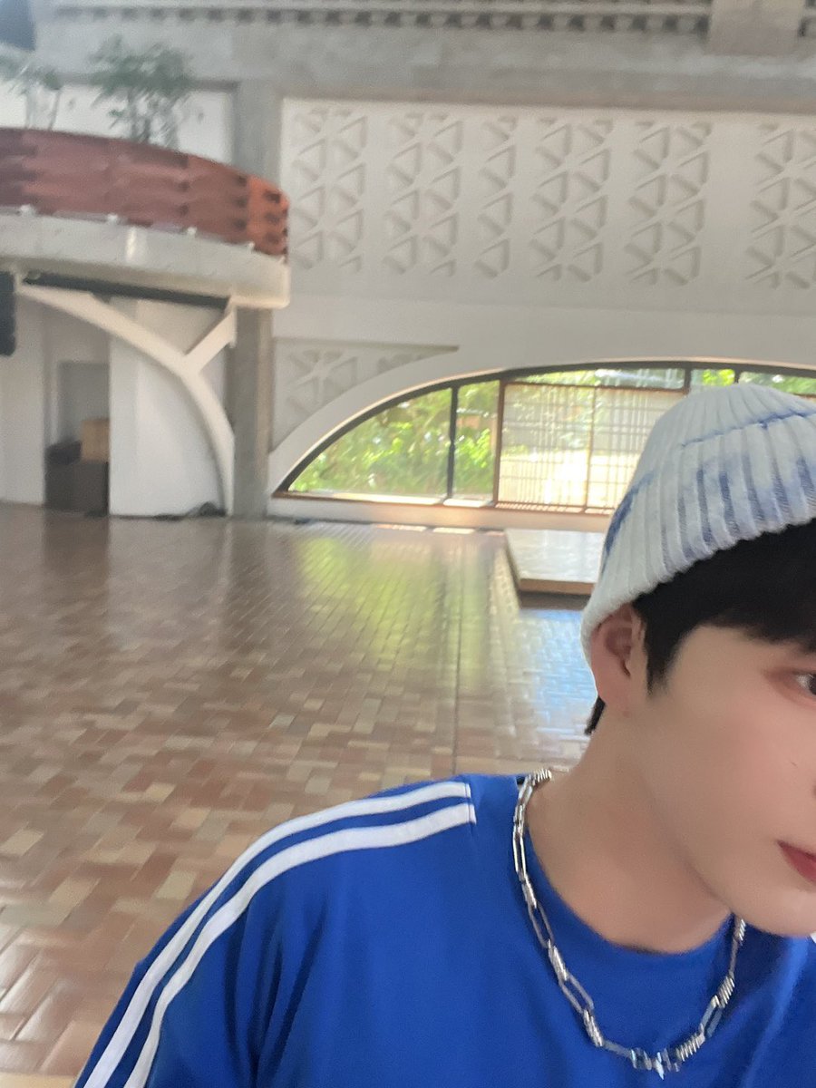 OmegaX_members's tweet photo. [#OX]

꿀~마~헤~ㄷ

#OMEGA_X #오메가엑스 
#케빈 #KEVIN https://t.co/x1T93iX5Q9