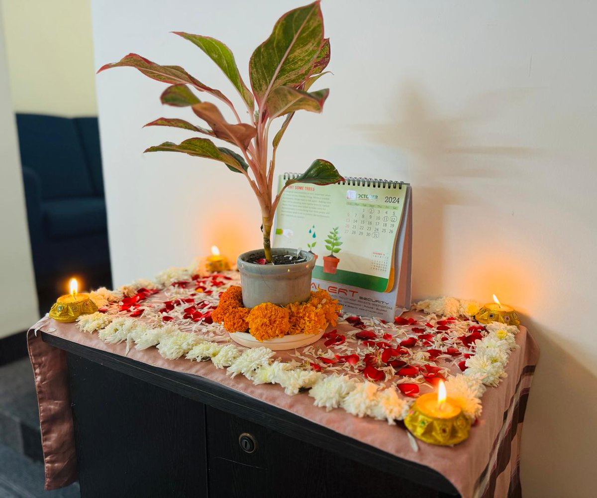 sanjubalyan's tweet photo. Happy Diwali 
#Diwali2024 #sandeepbalyan #sandeepbalyanparyavaran https://t.co/snXPteEsKS