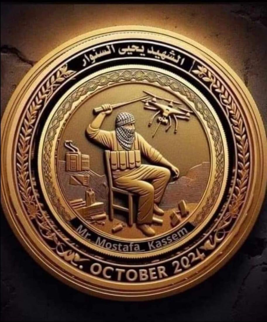 heba_akl's tweet photo. يا من يُعلمني نحواً وتوريةً
تعال أخبرْك ماذا يصنع البَدلُ
لا تَحسبِ الأرض عن إنجابها عَقِرت
مِن كُلِّ صخرٍ سَيأتي لِلفدا جَبَلُ
فالغصنُ ينبتُ غصناً حين نقطعه
والليلُ ينجبُ صبحاً حين يَكتملُ
سَتمطر الأرضُ يَوماً رغم شحّتِها
ومن بطونِ المآسي يُولدُ الأملُ https://t.co/jlYQBSlftg