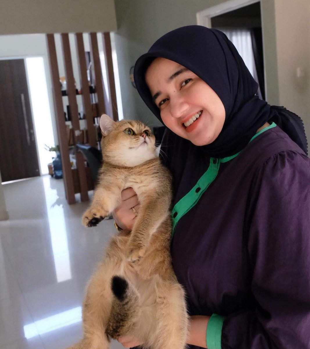 shitlicious's tweet photo. Sekarang beliau sudah dewasa, gaes. 🙏🏼 https://t.co/6xbJVQZGQs