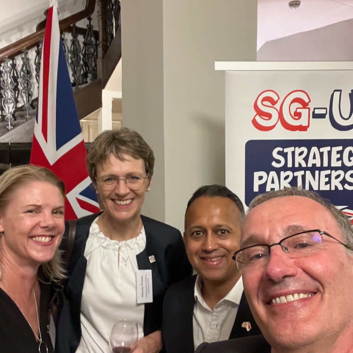 SCELSE_SG's tweet image. SCELSE is honored to join the SG-UK Partnership networking event at the British High Commissioner's residence! SCELSE members, including Professors Filloux, Whitchurch, and Kjelleberg, explored collaborations with UK peers. Thanks to H.E. Nikesh Mehta for hosting! #research