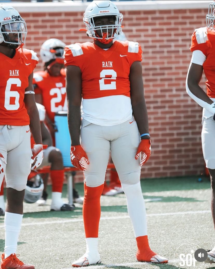 Take a look at my senior season highlights most physical linebacker in the state  hudl.com/v/2QcHxH. 🥷🔥