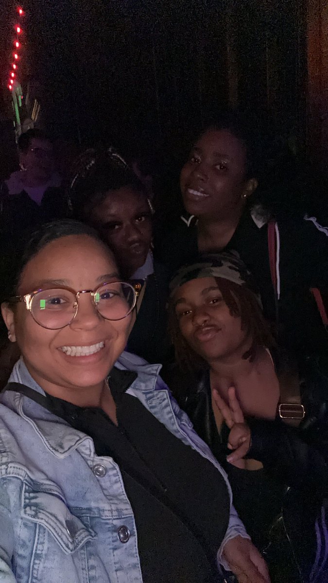 GirliesBiteBack's tweet photo. Even with the chilly night air and longer lines, we still managed to ride most of the big attractions. There’s nothing quite like screaming your head off on the Phantom—totally worth the wait! 😂🎢👻🎃🕷️💀🦇 

#KennywoodFrightNights #ScreamSeason #ThrillRideFun #HauntedAdventures https://t.co/qhiQgnczU4