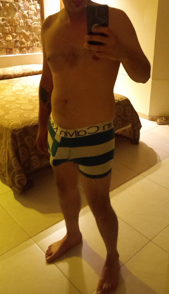 Gabriel31987487's tweet photo. @parejamdz2024 Saludos de mendoza 29 años buena honda 19cm😉 https://t.co/mRiOhgYl99