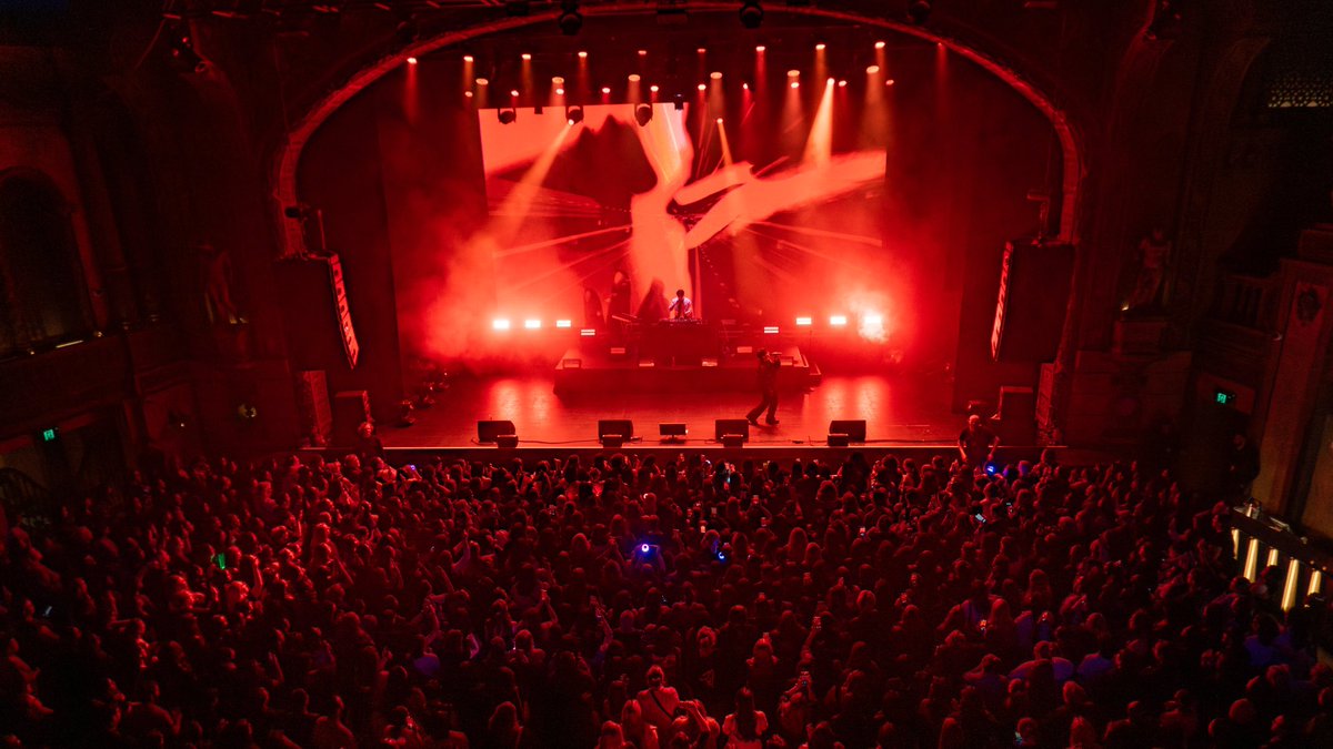 boxliveau's tweet photo. Melbourne, you showed up๐ฅ From Every moment was unforgettable. Thank you for making this tour one for the books. Letโs keep this energy going๐ฆ๐บโค๏ธ
#WOOSUNG #Parclassic #B4WEDIETour #kpopaustralia https://t.co/G2O5owzG0j