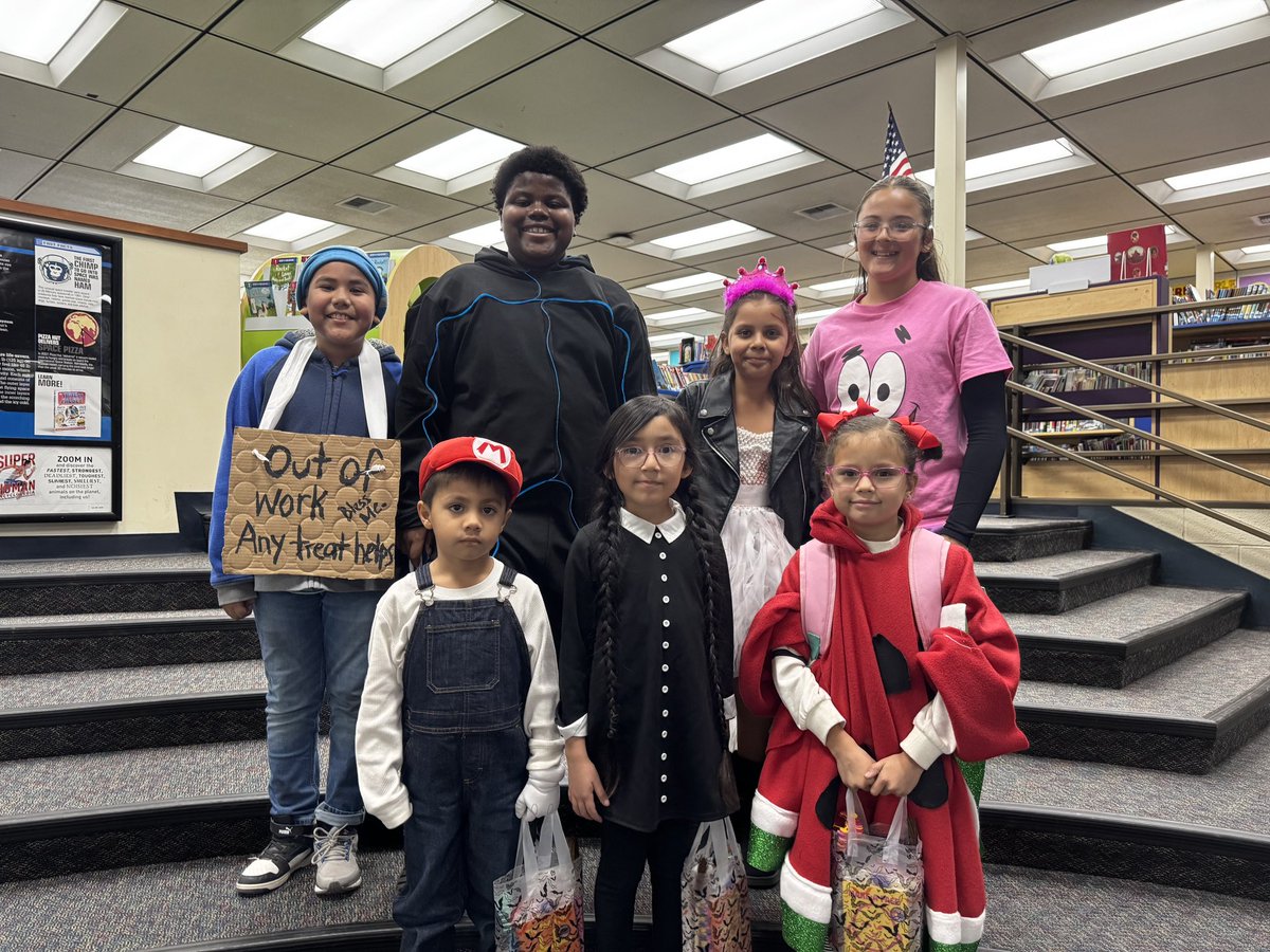 And here are our Castle Best Costume 
Winners! Happy Halloween 🎃 #CastleKnights #WeArePBV