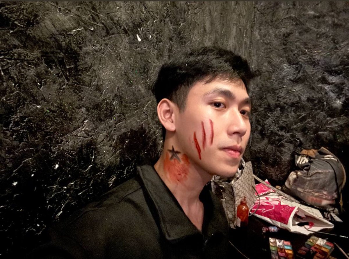 arr_mahn7's tweet photo. Halloween 🎃👻 https://t.co/IeNJ1xDFWC