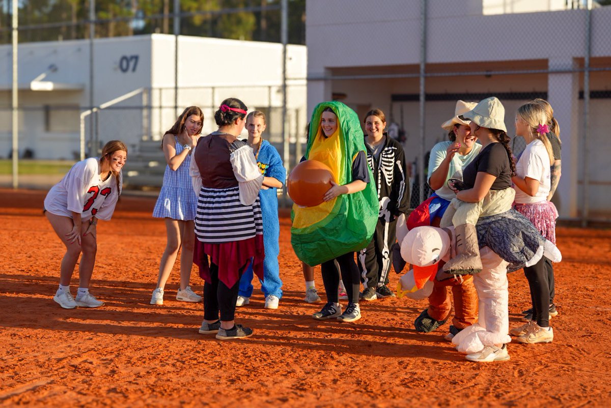Beachside High School Softball tweet media