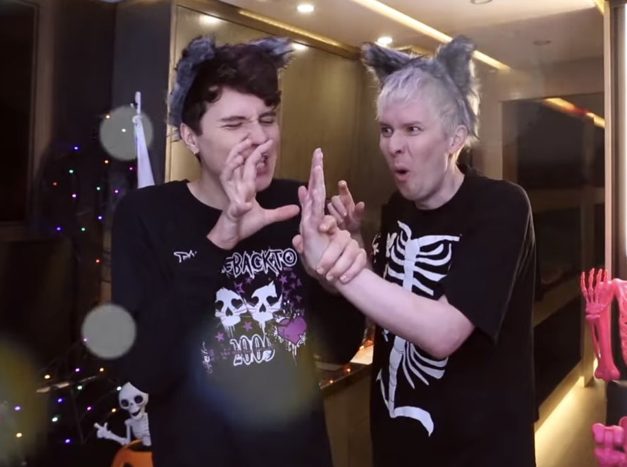galaxyofphil's tweet photo. Grabby McGrabby https://t.co/FP51keO0bU