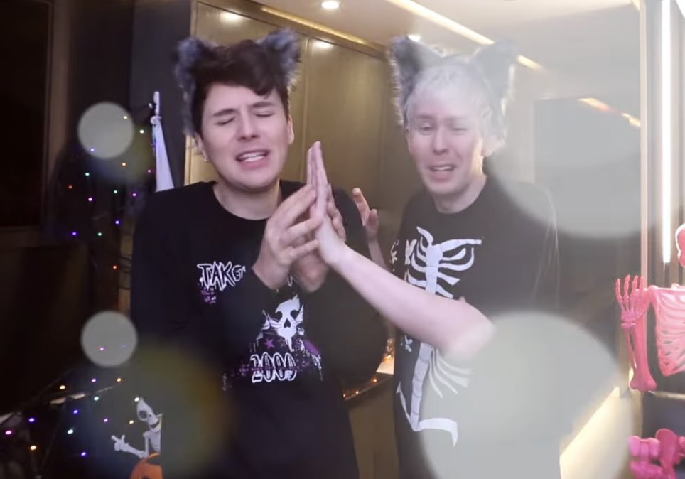 galaxyofphil's tweet photo. Grabby McGrabby https://t.co/FP51keO0bU