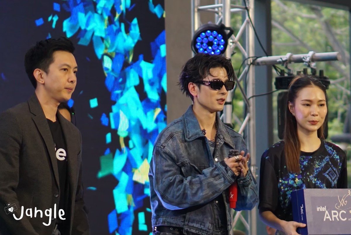 Jangletwitty's tweet photo. Intel Gamer Days
#IntelGamerDaysTH
#XXSIVK 
#PorscheSivakorn 
#ปอร์เช่ศิวกร https://t.co/gQFl1hgSCU
