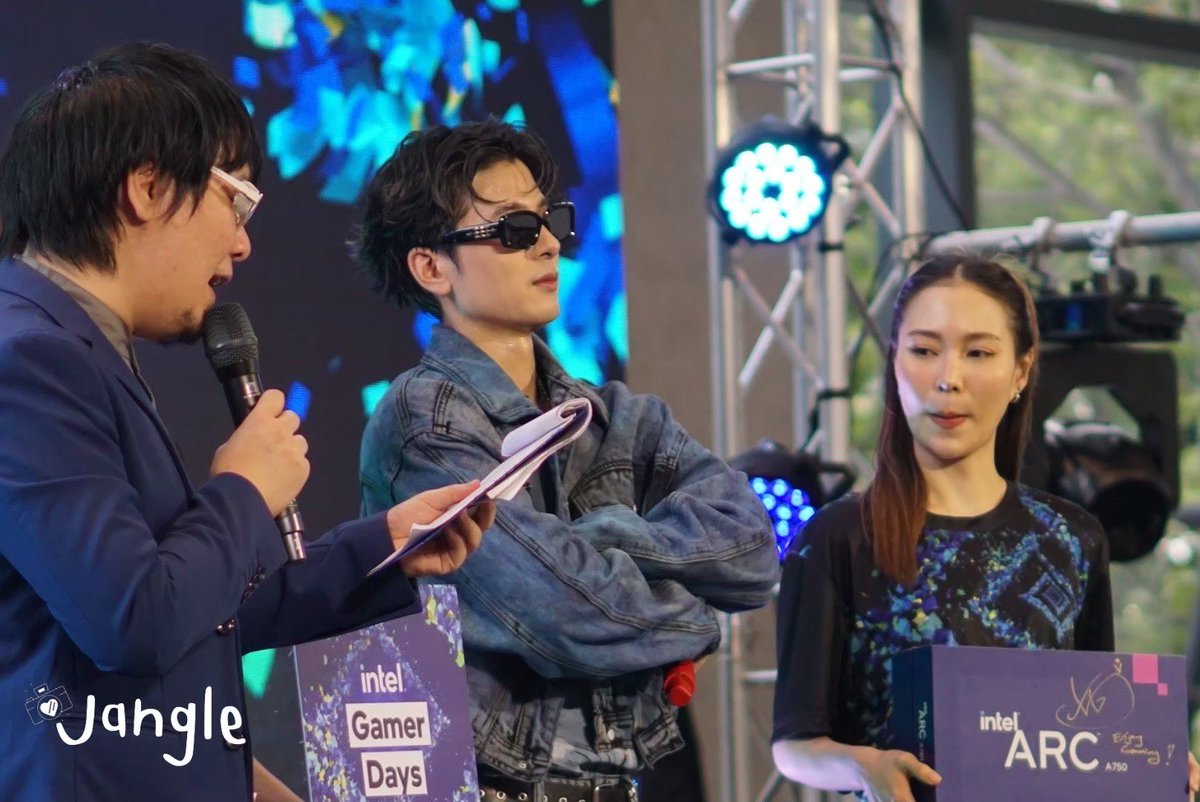 Jangletwitty's tweet photo. Intel Gamer Days
#IntelGamerDaysTH
#XXSIVK 
#PorscheSivakorn 
#ปอร์เช่ศิวกร https://t.co/gQFl1hgSCU