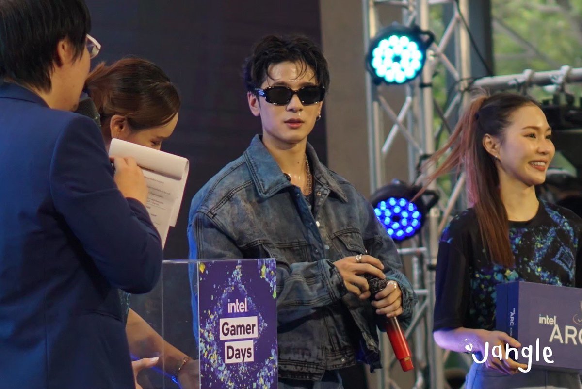Jangletwitty's tweet photo. Intel Gamer Days
#IntelGamerDaysTH
#XXSIVK 
#PorscheSivakorn 
#ปอร์เช่ศิวกร https://t.co/7UisXUyddo