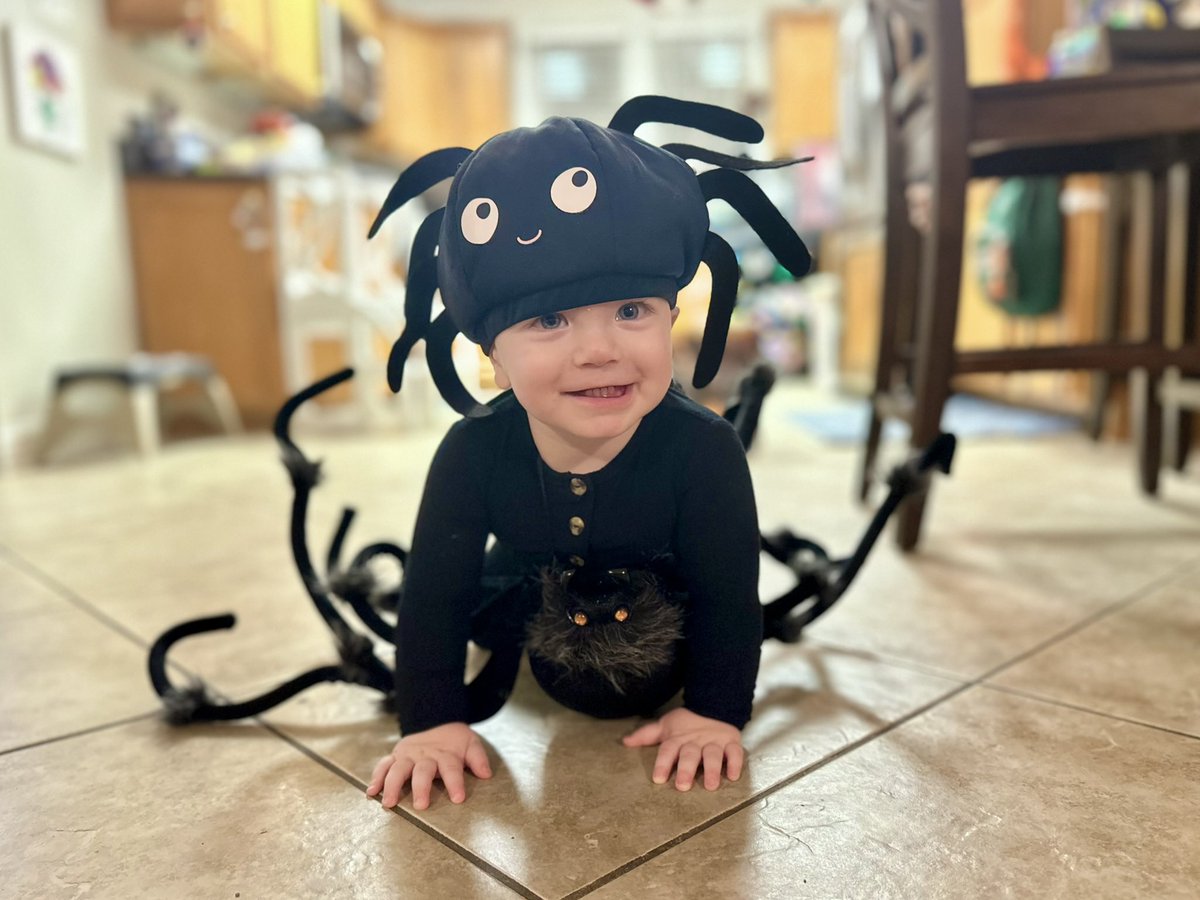 Leslie Sage 🏳️🌈 tweet media