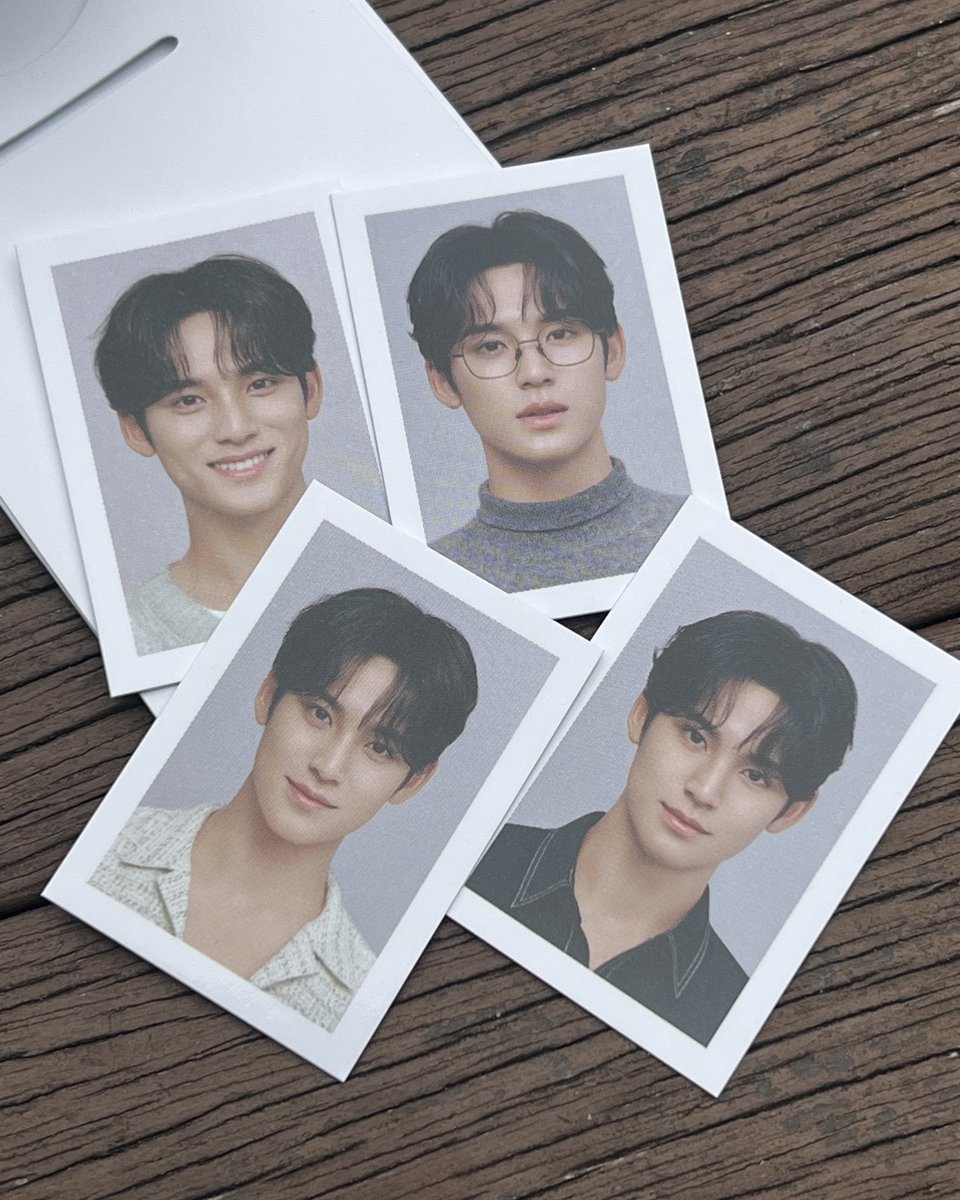 365247mg's tweet photo. 이니스프리 배송 못 기다리고 다녀온 사람… 
 ㄴ 저요! 🙋🏻‍♀️ 안경민규픽🤓 https://t.co/8GgRS9qAgV