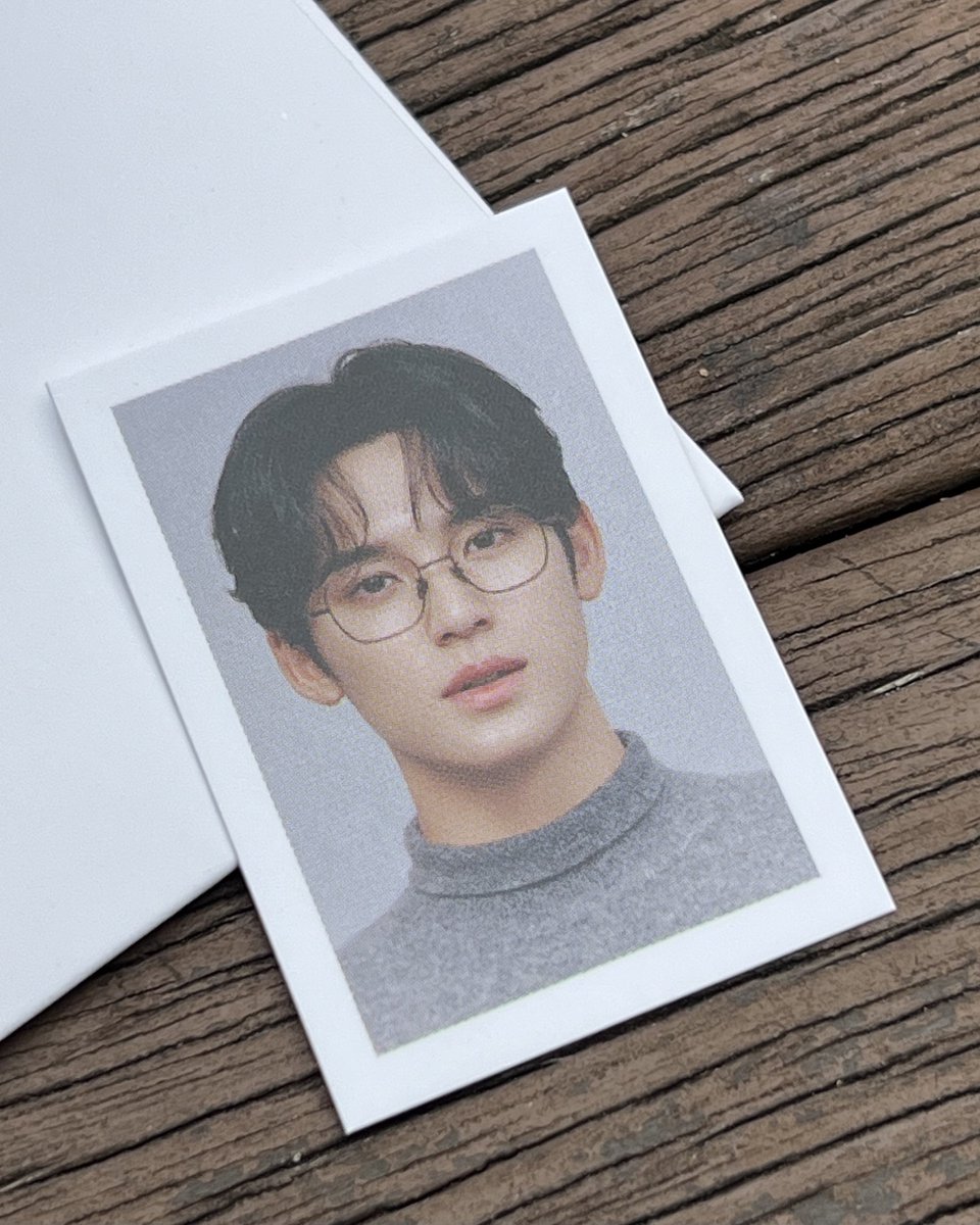 365247mg's tweet photo. 이니스프리 배송 못 기다리고 다녀온 사람… 
 ㄴ 저요! 🙋🏻‍♀️ 안경민규픽🤓 https://t.co/8GgRS9qAgV