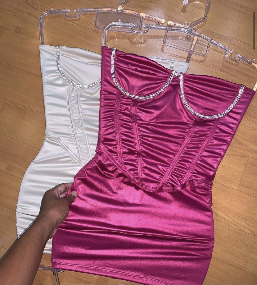 DantasModerna's tweet photo. Disponível também no vermelho 💫✨🙏 https://t.co/7cJWypEmwz