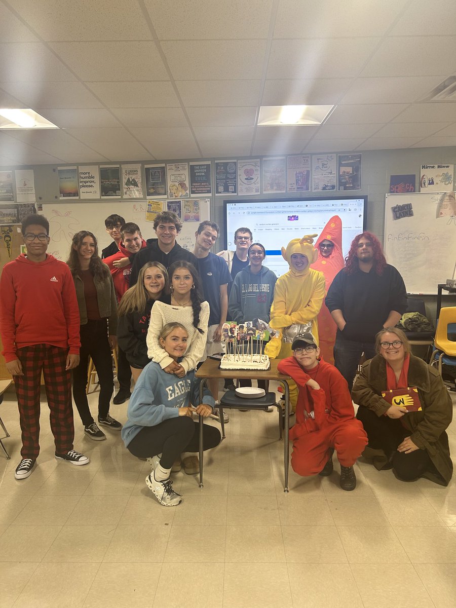 mrsheetz1's tweet photo. Hear me out… we reclaimed a popular trend by making a hear me out cake for villains who have gotten a bad rep and are actually not so bad. Much cake was eaten and many arguments were developed using the rhetorical strategies were been learning in #APLang https://t.co/lNxMKoxCGF