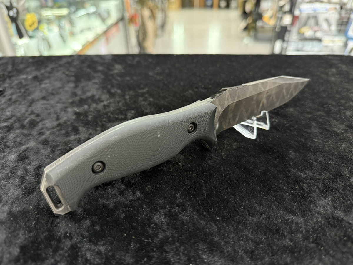 新入荷】 Makkari knives アウトドアナイフ ピットブルが入荷致しまし 