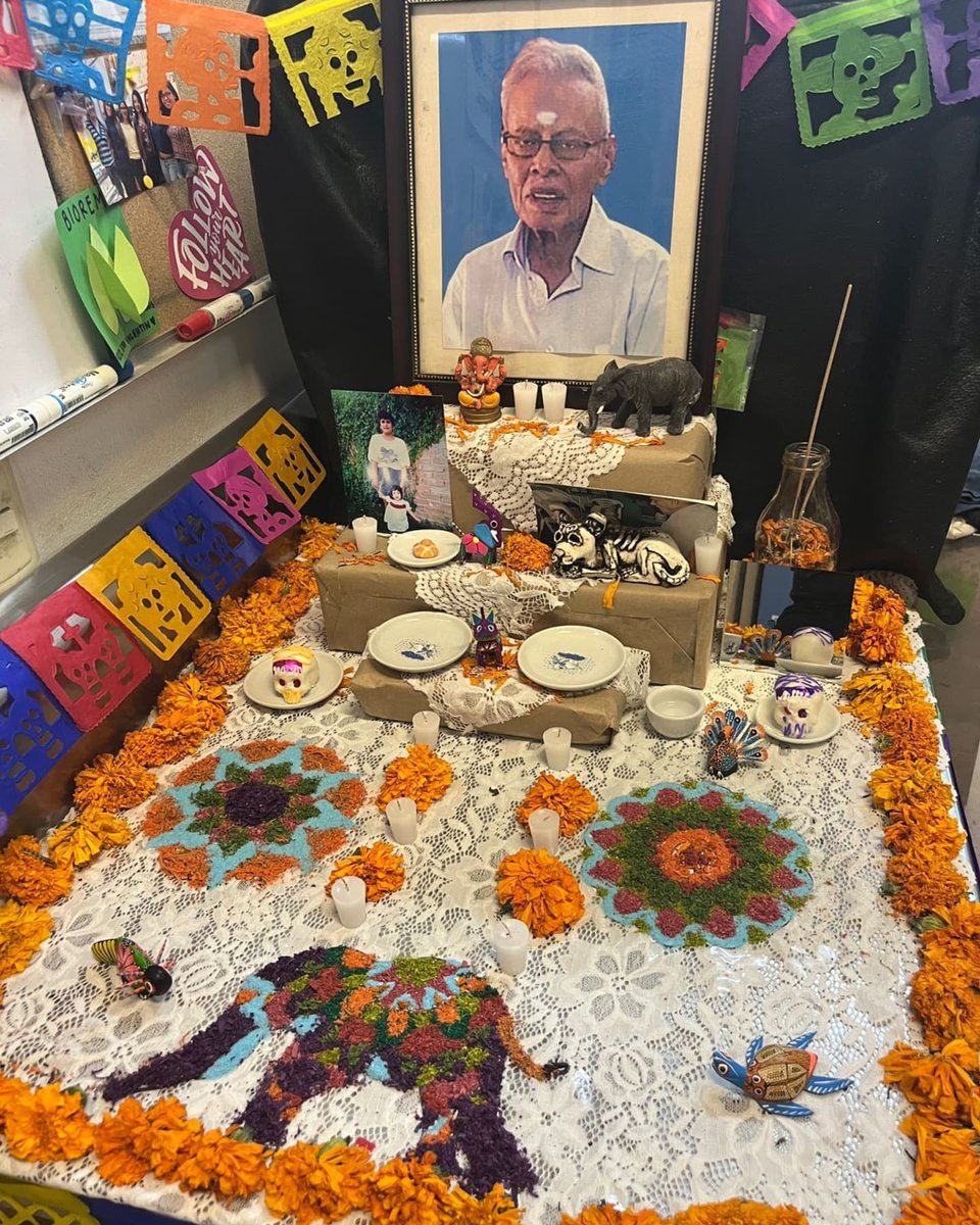 bnagas's tweet photo. Muchas gracias a todas y todos de @BioremLab por el #AltarDiadelosMuertos en conmemoración de mi appa y todas y todos que están con nosotros siempre en otra forma ❤️ @shruthinr @RajeswariNaraya https://t.co/Oc8bBIHMiP