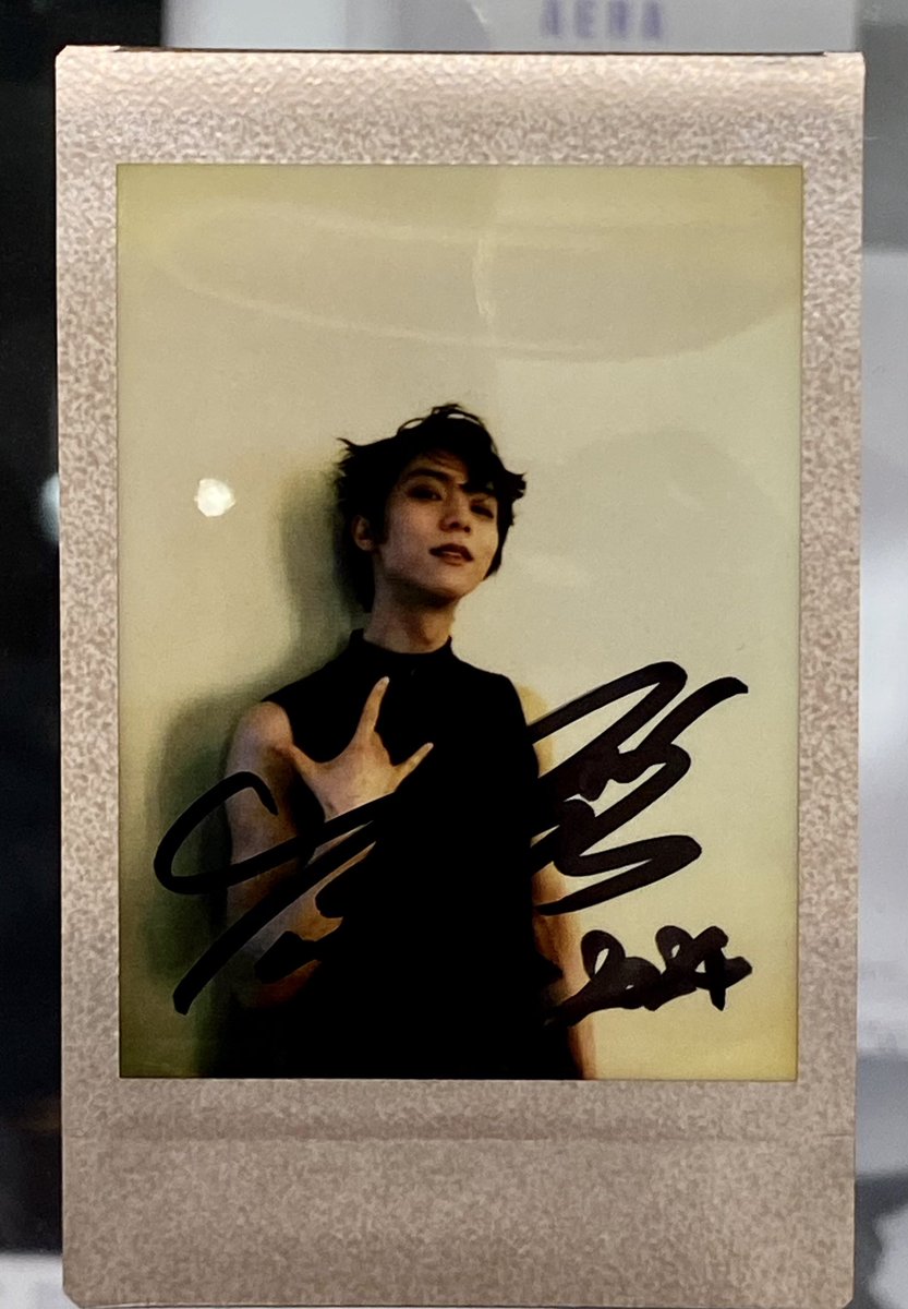 紀伊國屋書店新宿本店 #羽生結弦写真集Gi #羽生結弦写真集Shin パネル