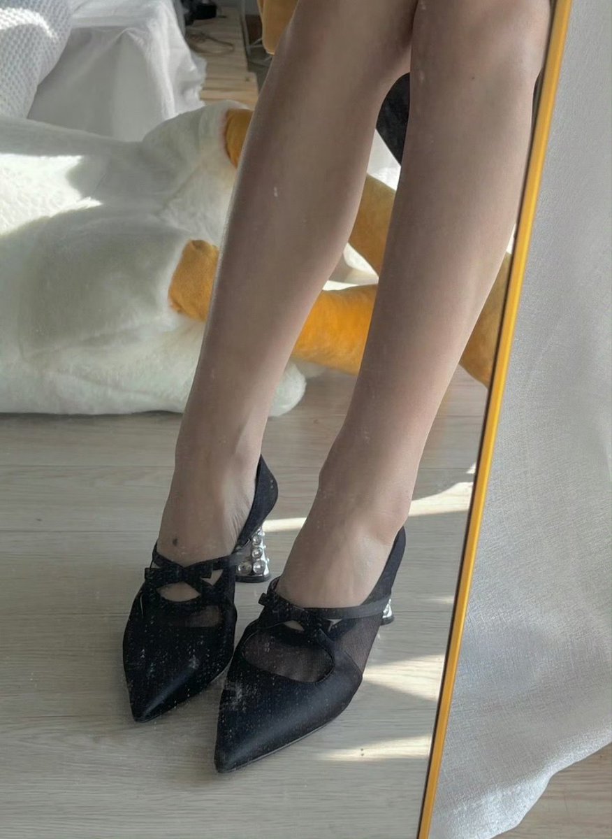 kmxxqueen's tweet photo. 最讨厌体育生假装m，约会澡都不洗，并且觉得出来AA吃个饭看个电影就等于要和他睡觉😅 https://t.co/GP2lh4rJGB