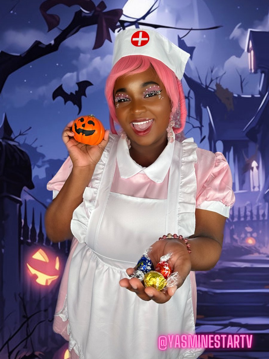 YasmineStarTV's tweet photo. Nurse Joy bringing you treats, not tricks! 🍬✨ Celebrating Halloween with a little Pokémon magic and lots of candy! 🎃💖 Hope everyone’s Halloween is full of sweet surprises!
#happyhalloween🎃 #nursejoycosplay #pokemoncosplay #poccosplayer #pokemon https://t.co/rrZ4wBx5wK
