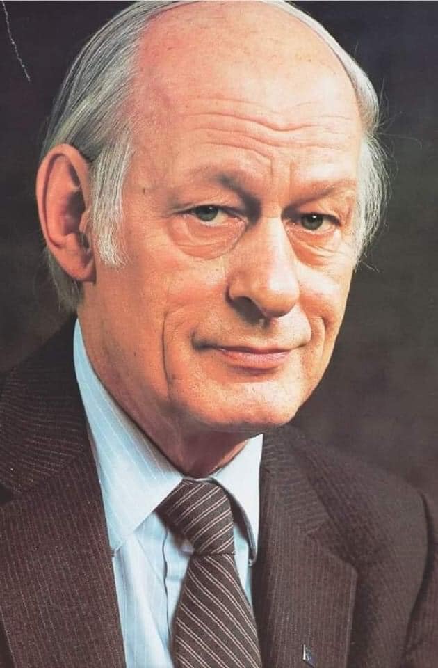 simontremblay81's tweet image. René Lévesque nous quittait il y a déjà 37 ans aujourd'hui, le 1er Novembre 1987...