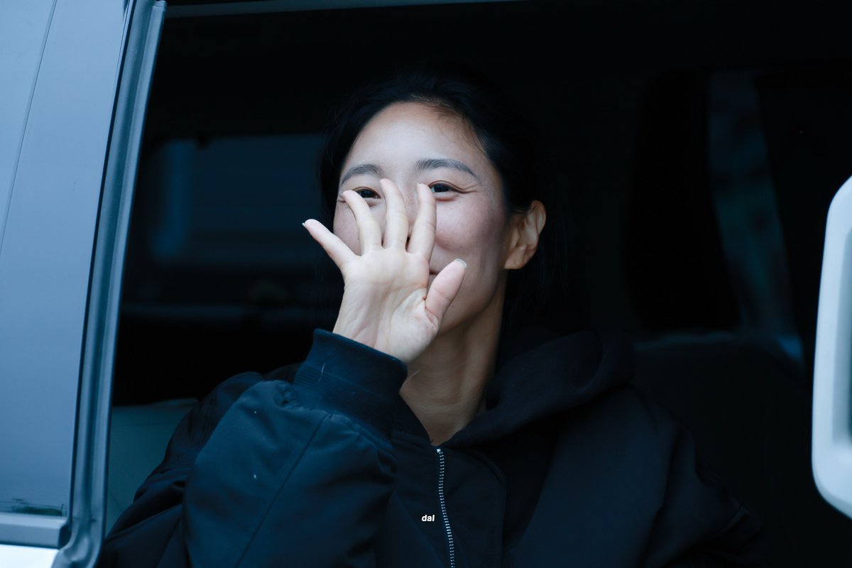 d_al_li's tweet image. 241101 #원밀리언 #리아킴
안녀엉 👋🏻