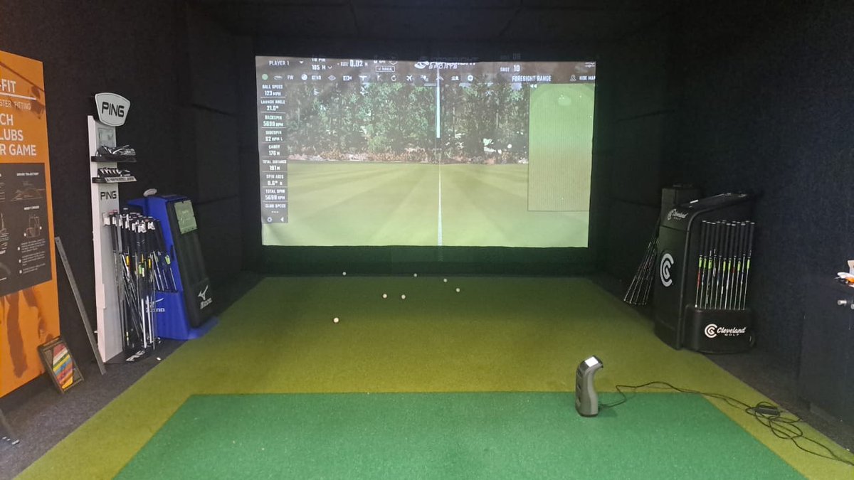 PhilipVenter29's tweet photo. Good working day on the screen. Little bit of adjustments done. Thank you @theproshopboksburg for having me. @ClevelandGolfSA @theproshop https://t.co/q7YZHJ5SlE