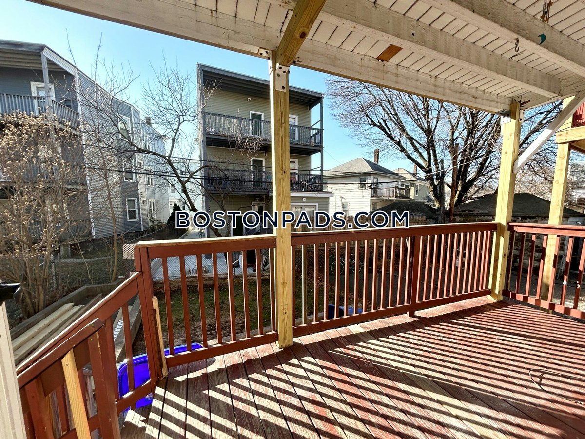 Dorchester Apartment for rent 4 Bedrooms 2 Baths Boston - $3,000: Places go fast, call, or text ANYTIME for a tour! dlvr.it/TFxX1c #dorchesterapartments #dorchesterrentals #apartmentsforrentindorchester