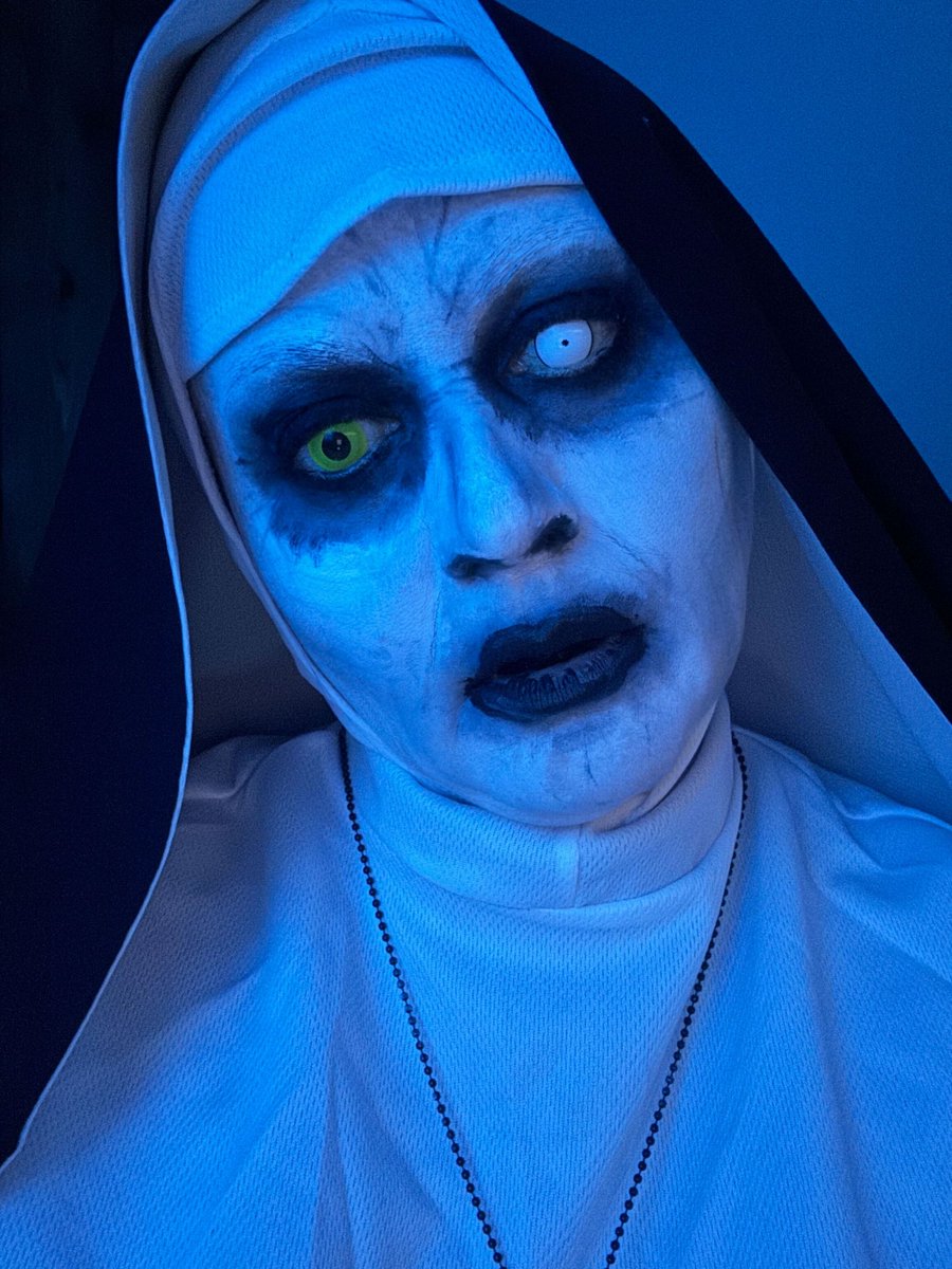 fastly's tweet image. Ready for some bone-chilling fun? Our Fastlyans have brought their spooky and creative game this Halloween! #SpookySZN #LifeAtFastly #Halloween2024 👻