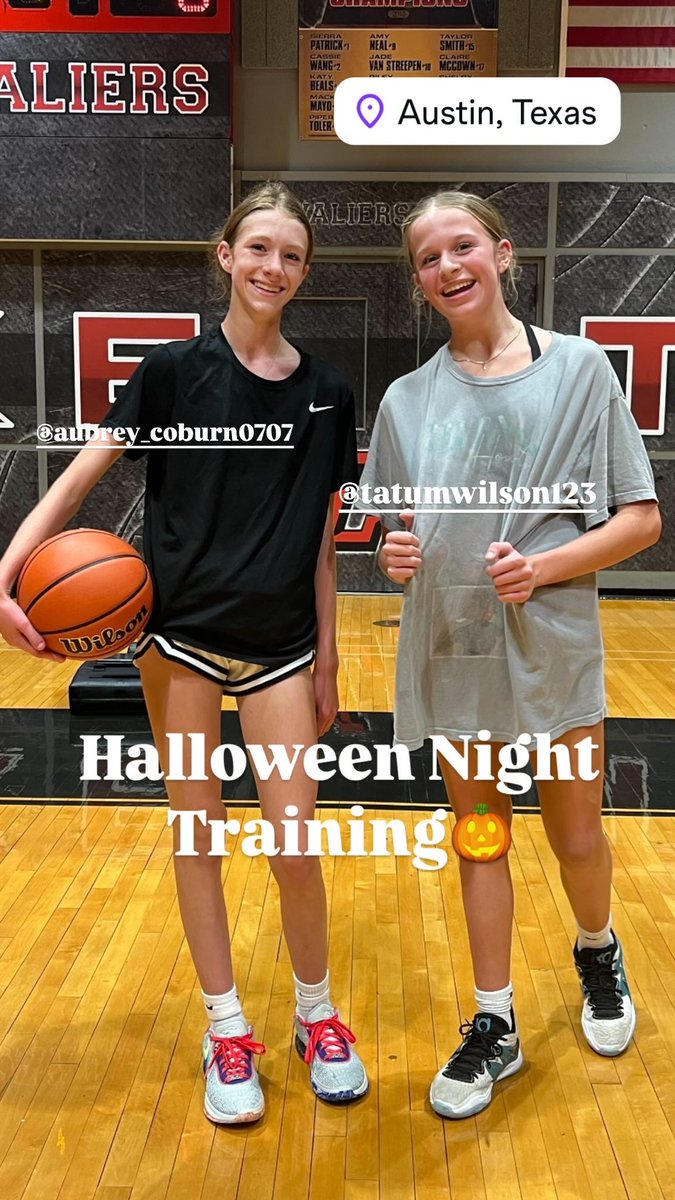 TheCEO_UTS's tweet photo. 📍Austin, Tx | (Thursday)
(Day 4) of (Session 7) @UTSEliteSports Elite Player Development Training. Back to the GRIND on Thursday Halloween Training ‼️
#AustinTexas #BrandBuilding101 #TexasU #UTSTraining ‼️ https://t.co/D3Xj3wf7XH