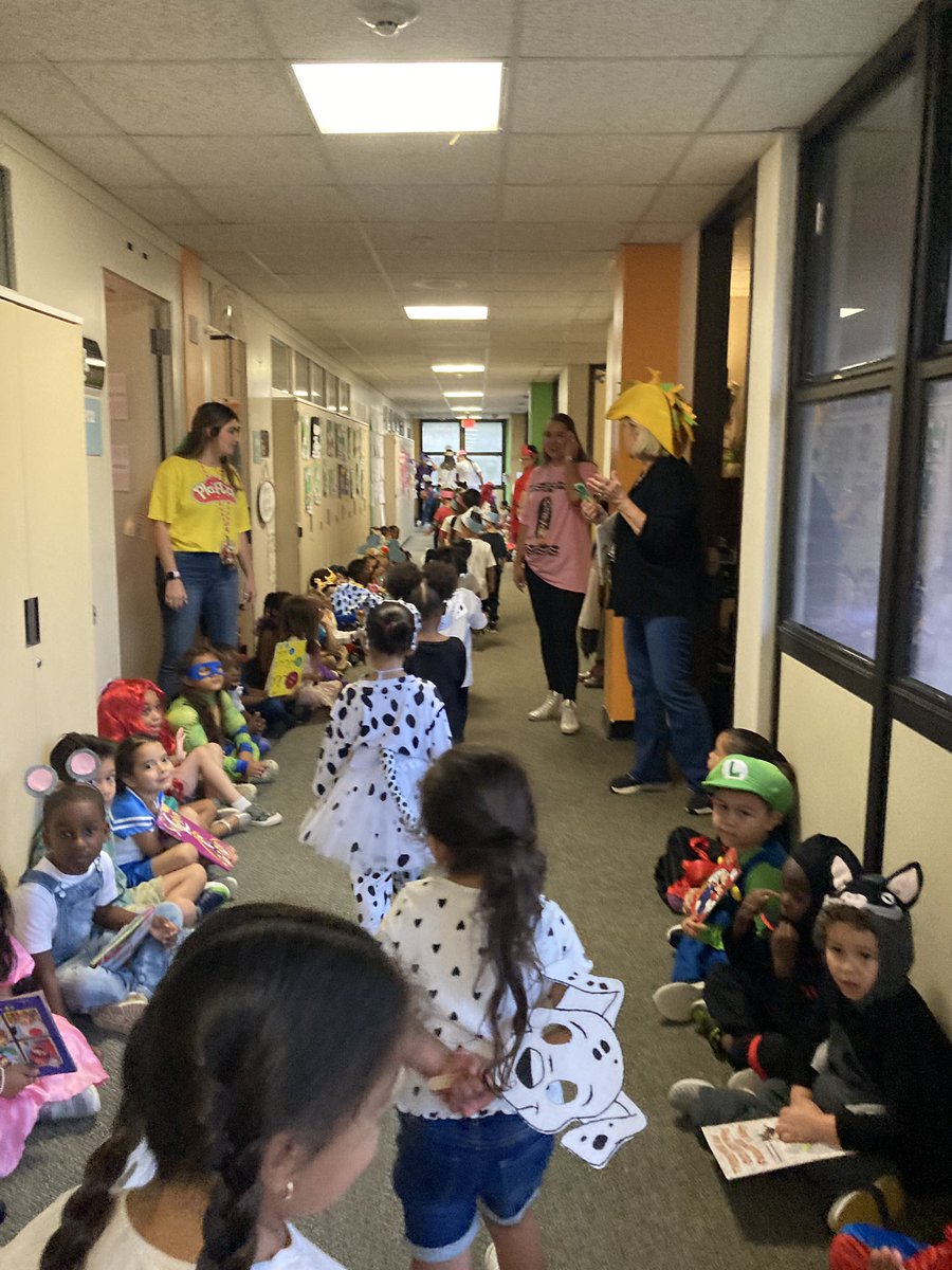 Another Book Character Parade in the books!!
<a href="/HumbleISD_OE/">Oaks Elementary</a> 
2024 - 101 Dalmatians