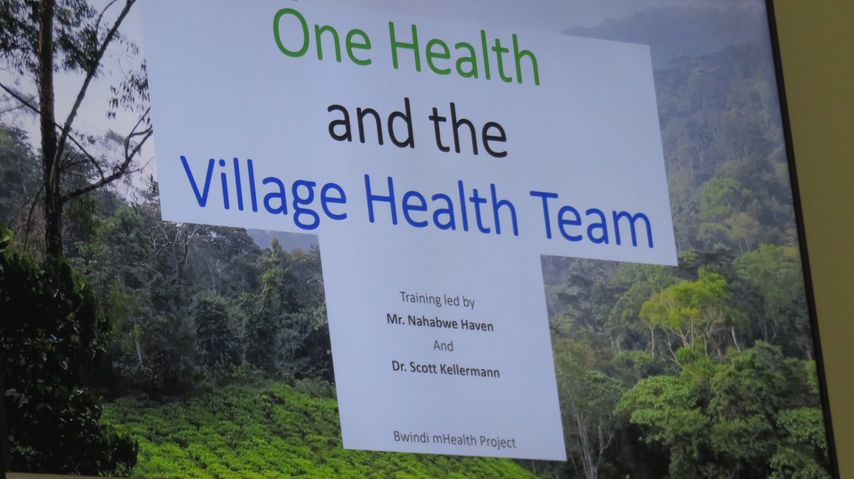 Haevenz's tweet image. Embracing the #OneHealth approach to empower CHWs in Sub-Saharan Africa. By building capacity for zoonotic spillover detection, @Bwindihospital @OneHealthUCD @NIH is strengthening frontline defenses against emerging health threats to protect humans, animals, and ecosystems.