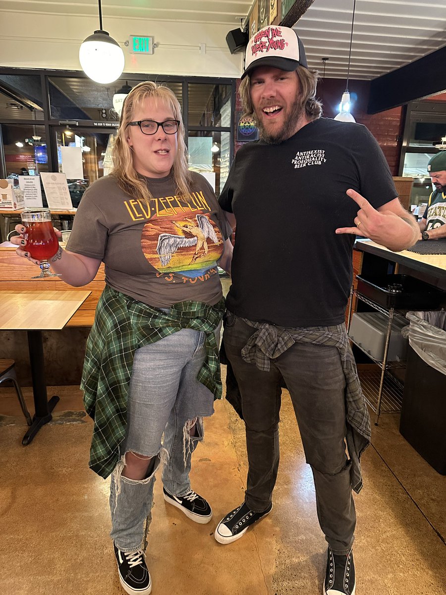 Party on, Wayne! Party on, Garth!