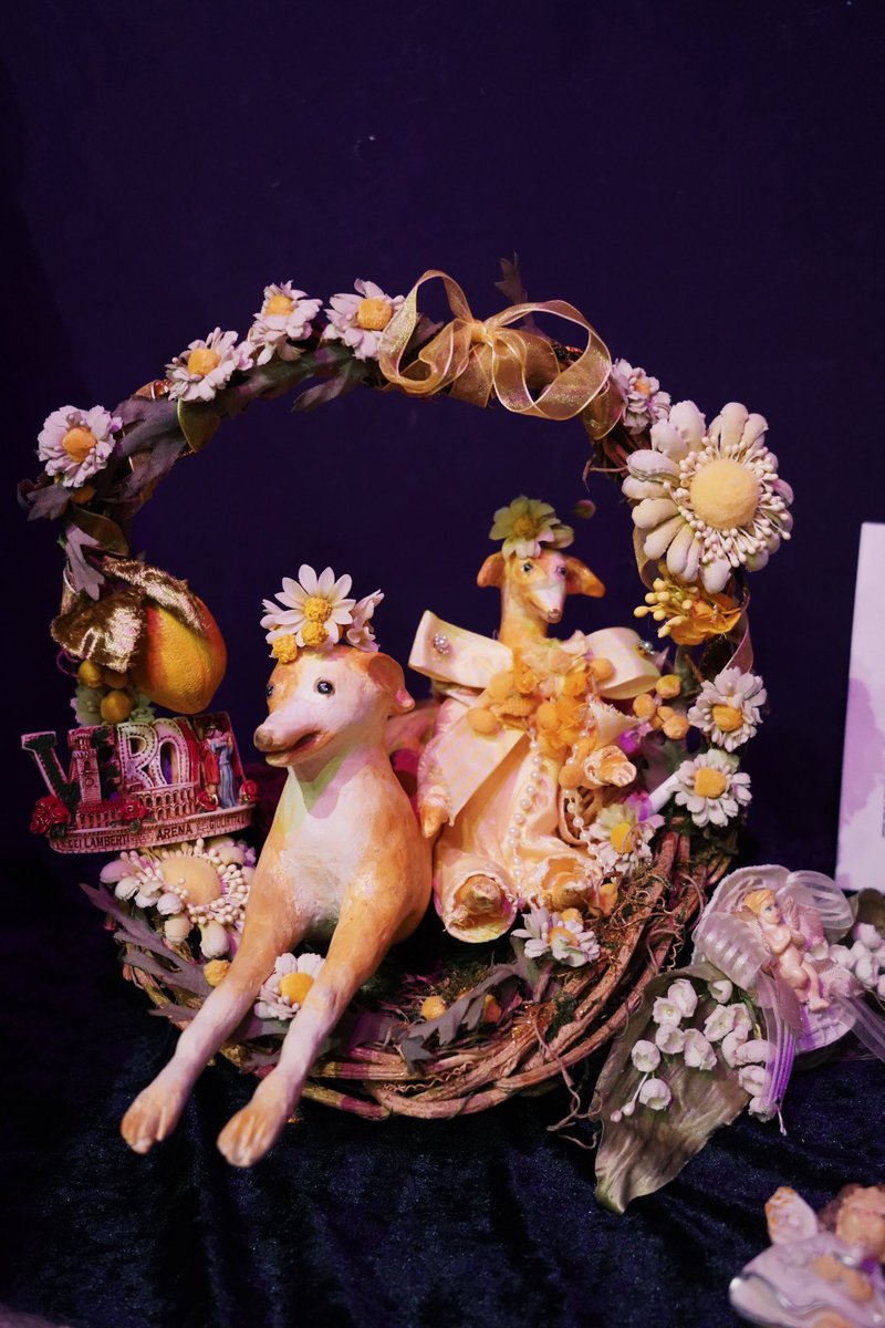 hat_InEden's tweet photo. @ondine0515 𓃦𓃡𓃢
『COCO』
うちの犬、イタグレのCOCONUTSちゃんがモデルをしたドール達です。イタリアン・グレイハウンドは大人になると、鼻と体はとても長いです、これも好きです✨
11/10まで @ondine0515 に展示しています、是非会いに来てください。
#InEdenDoll https://t.co/wSIo6gwXT0