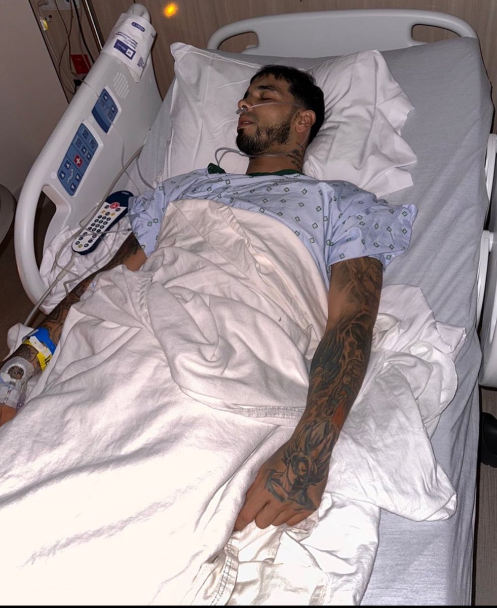 Anuel en el Pereira Rossell despues de fumar un 51