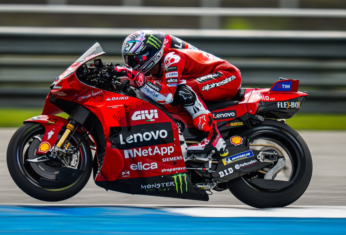 Mat Oxley tweet media