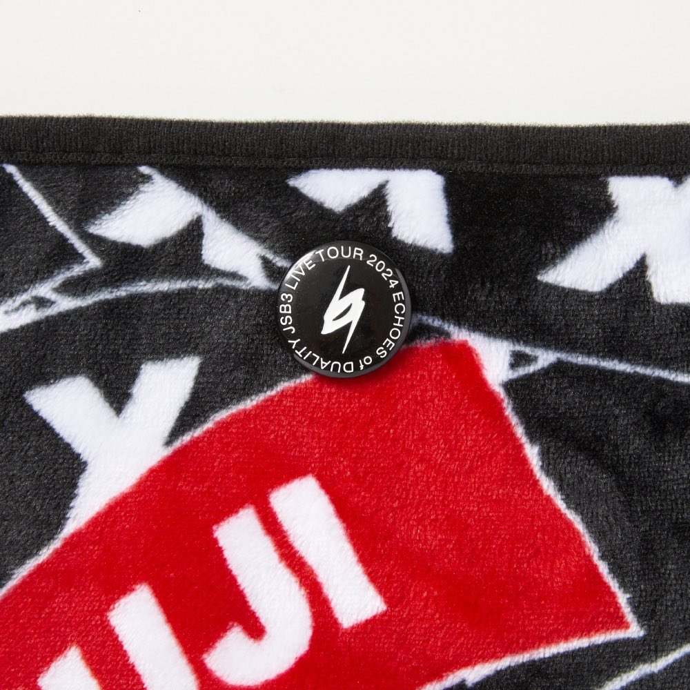 秋冬ツアーなんで ブランケットをプロデュースしました しかもGOD