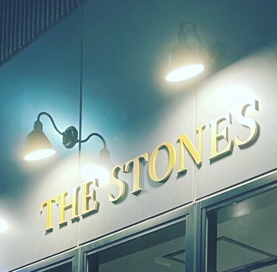 matsunohag's tweet photo. 【🆕次回演奏予定🆕】

11/15（金）
京都駅八条口 Pub Stonesにて
15時開場、20時開演
投げ銭制、ワンマンライブ！

この日はスペシャルゲストにトランペットの長山動丸くん、フィドルの中本梨香さんを迎えて演奏します！ https://t.co/mXUQJTyziT